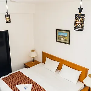 pan-emirates-hotel-apartments.sharjah-hotels.com/